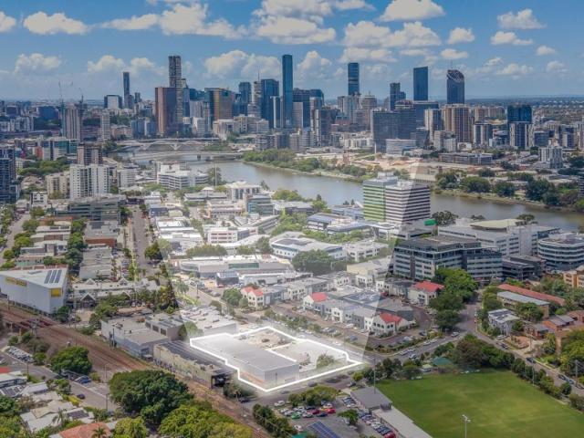 Warehouse for sale in Toombul, Queensland