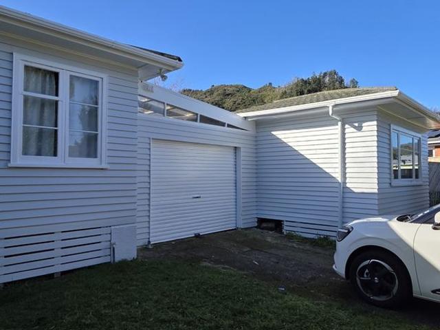 House for rent in Days Bay, Wellington