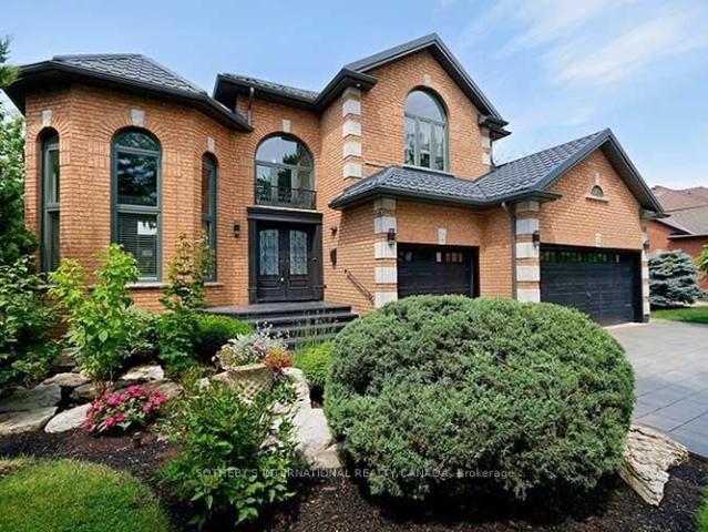 Townhouse for sale in Woburn, Ontario
