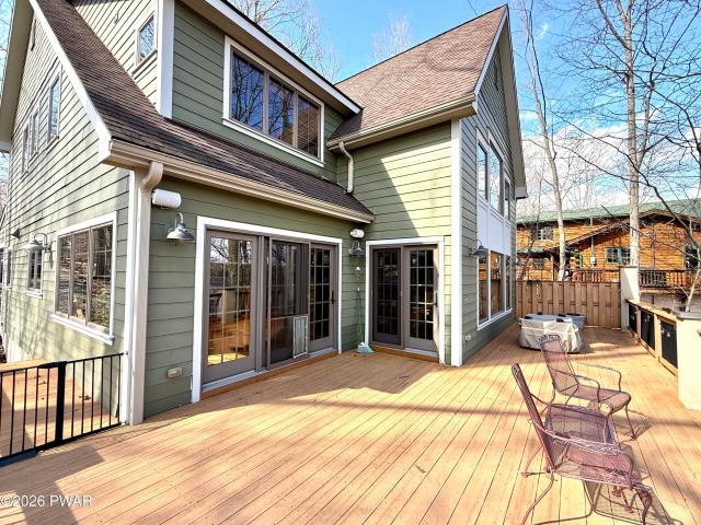 House for sale in Lakeville, Pennsylvania