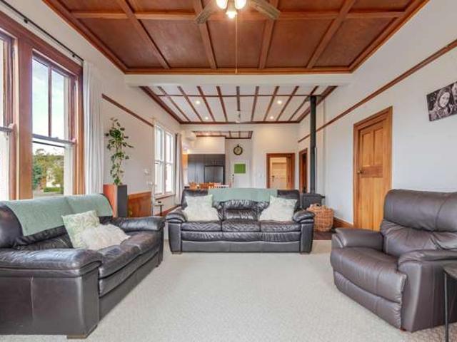 House for sale in Otane