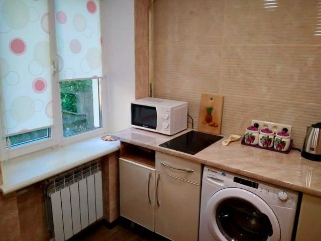 Квартира продажа в Великодолинском, Днепропетровской области