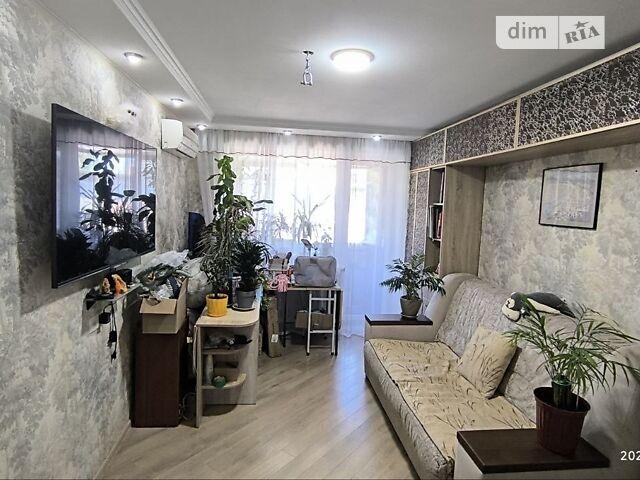 Квартира продажа в Великодолинском, Днепропетровской области
