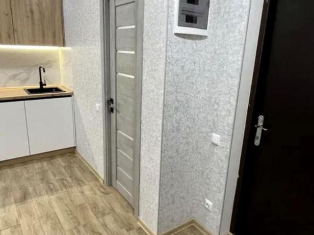 Квартира продажа в Великодолинском, Днепропетровской области