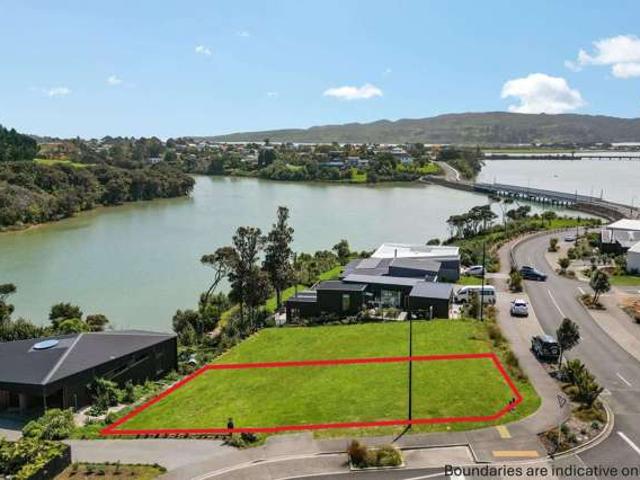 Land for sale in Raglan, Waikato