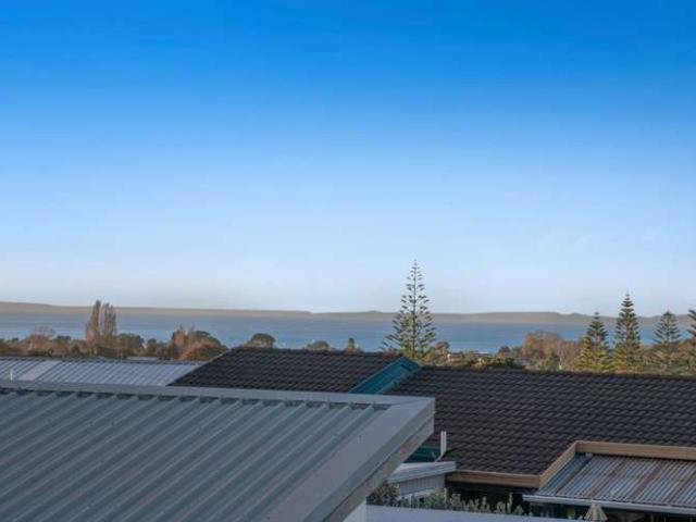 House for sale in Whangaparaoa