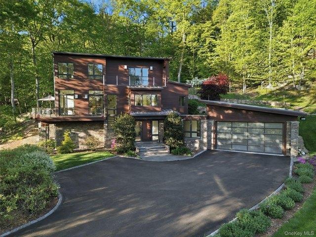 House for sale in Armonk, Westchester County
