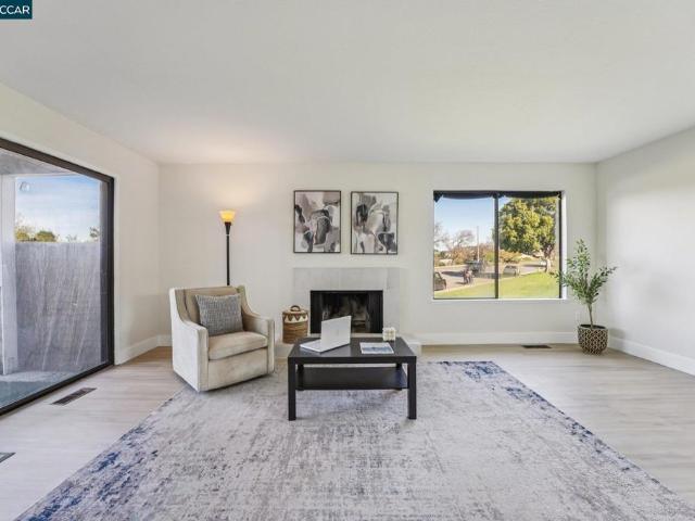 Condo for sale in Novato, California