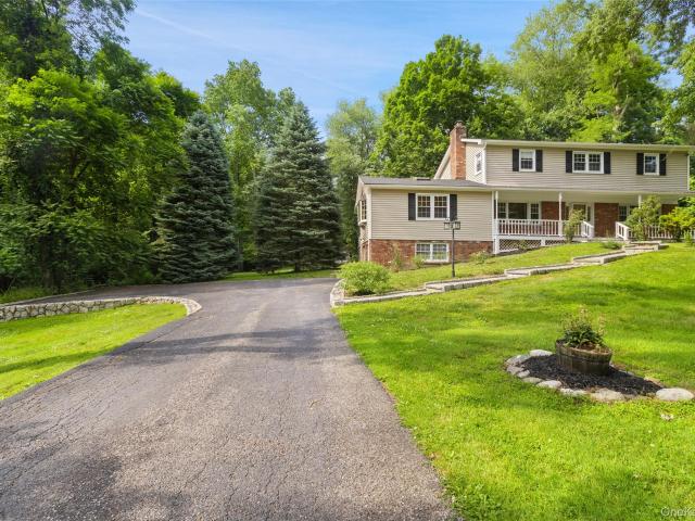 House for sale in Amawalk, New York