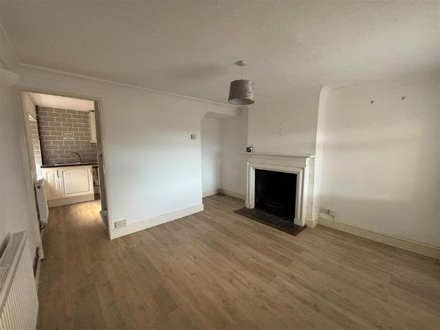 House for rent in Crewkerne, Somerset