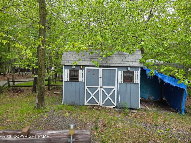 House for sale in Newfoundland, Pennsylvania