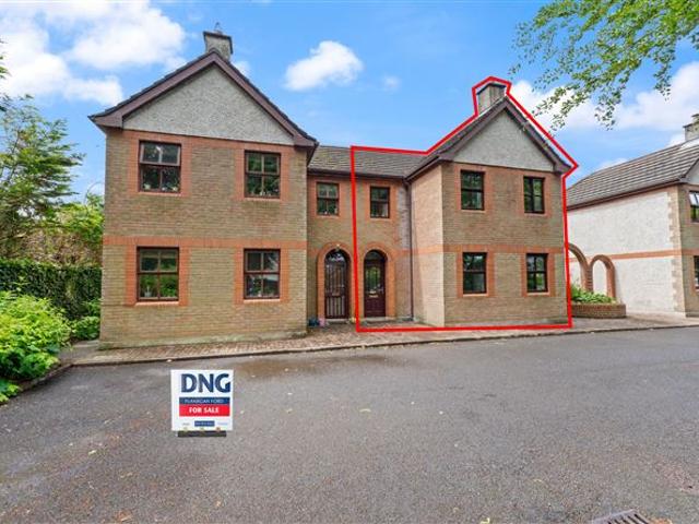 Townhouse for sale in Sligo