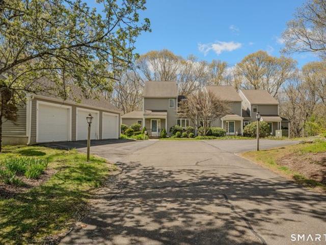 Townhouse for sale in Old Lyme, Connecticut