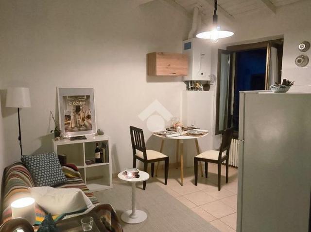 Appartamento in affitto a Porto Ceresio, Varese