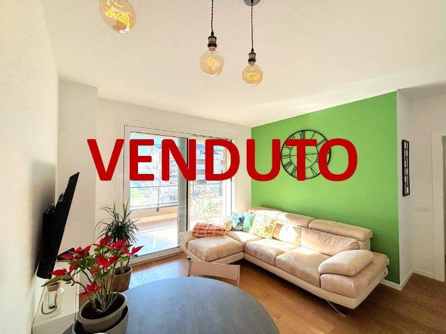 Appartamento in vendita a Rovagnasco, Segrate