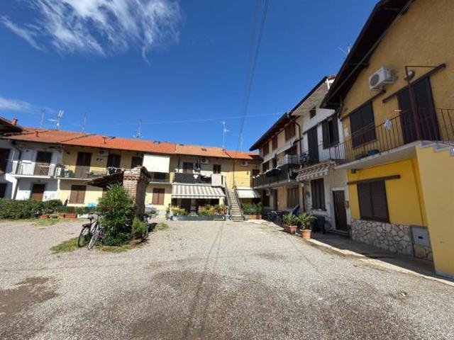 Appartamento in vendita a Vittuone, Lombardia