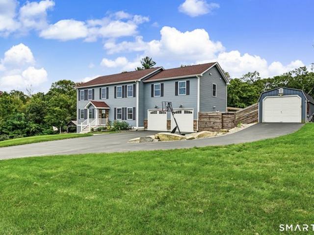 House for sale in Oneco, Sterling