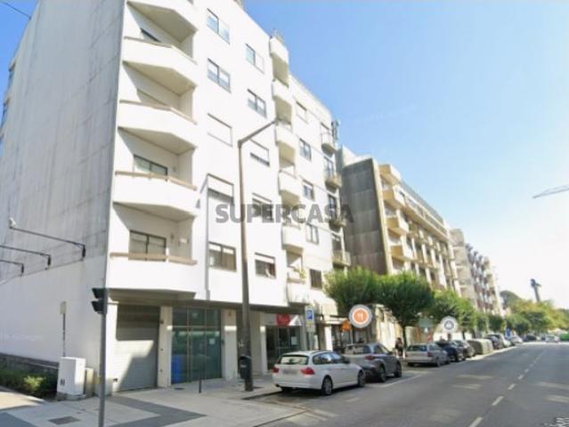 Armazém venda em Porto, Cedofeita