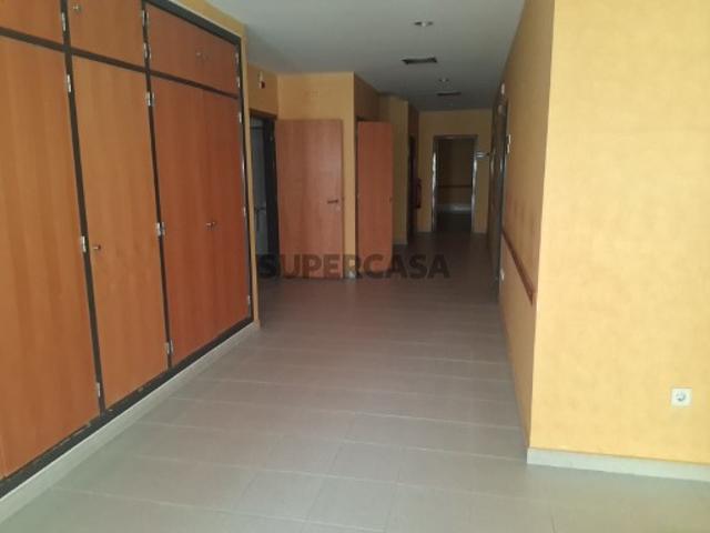 Armazém venda em Faro