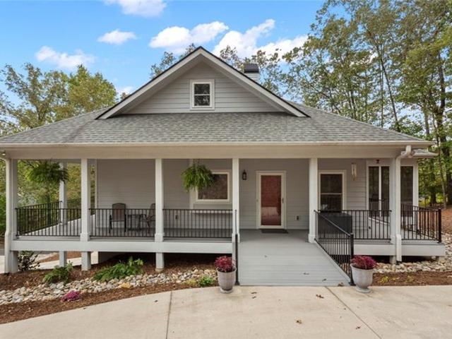 House for sale in Salem, South Carolina