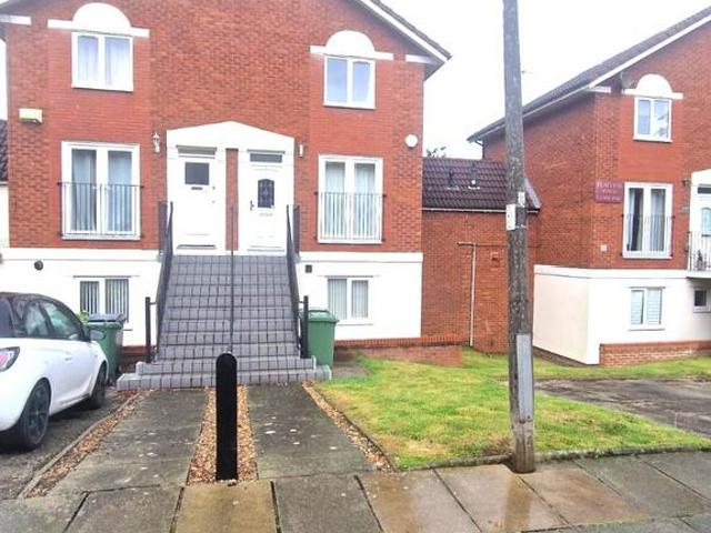 Apartment for rent in Claughton, Oxton Village