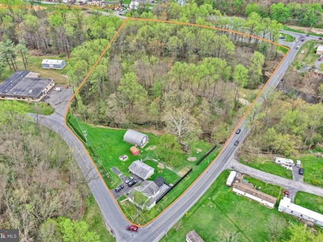 House for sale in Pine Grove, Pennsylvania