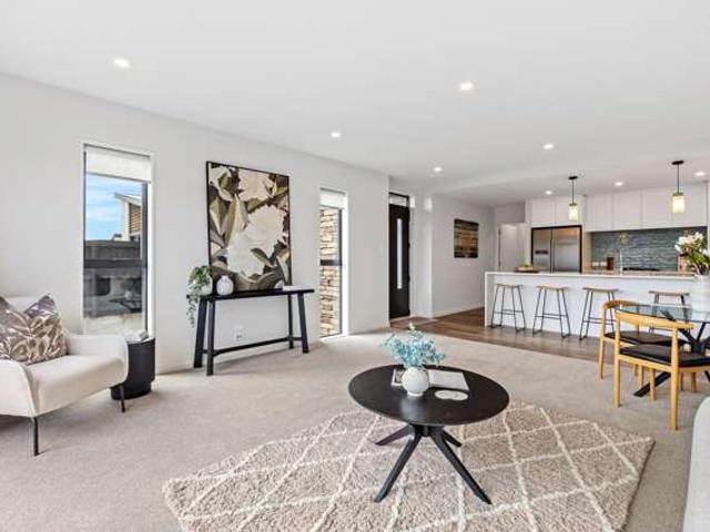 House for sale in Chaslands, Canterbury
