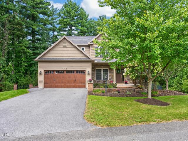House for sale in Saratoga, New York