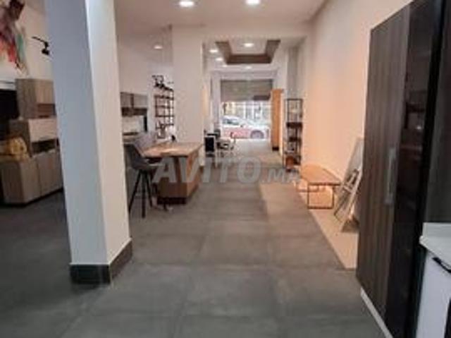 Local commercial vente à Anfa, Gharb-Chrarda-Beni Hssen