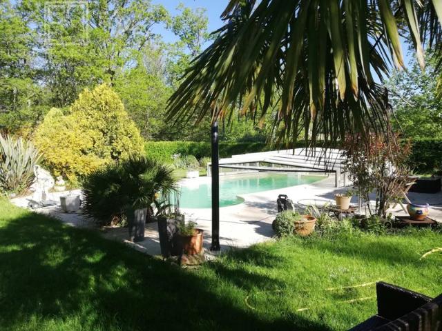 Maison vente à Nontron, Nouvelle-Aquitaine