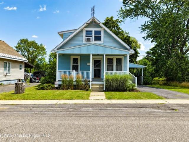 House for sale in Village of Ravena, Town of Coeymans