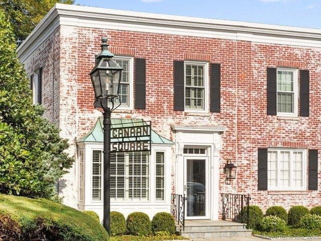 Townhouse for sale in New Canaan, Connecticut