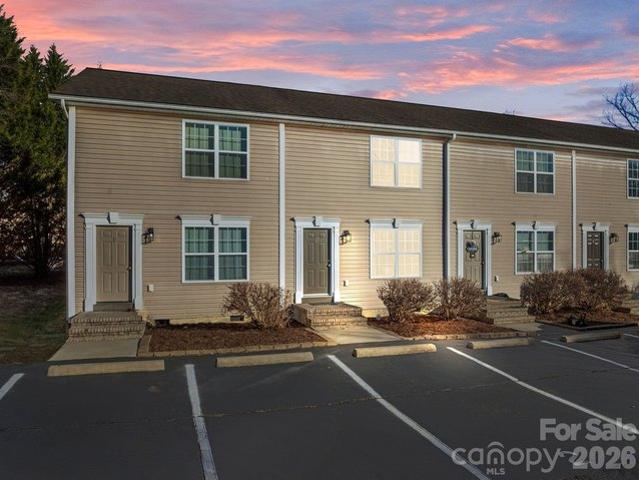 Townhouse for sale in Fletcher, North Carolina