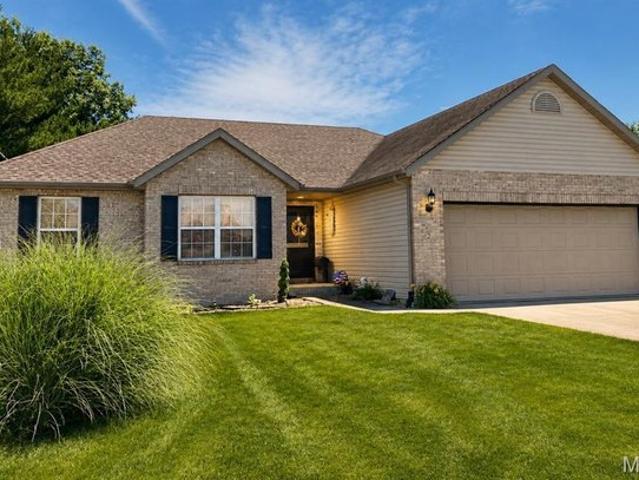 House for sale in Troy, Illinois