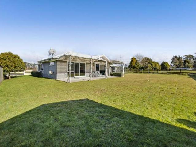 Townhouse for sale in Pembroke, Taranaki