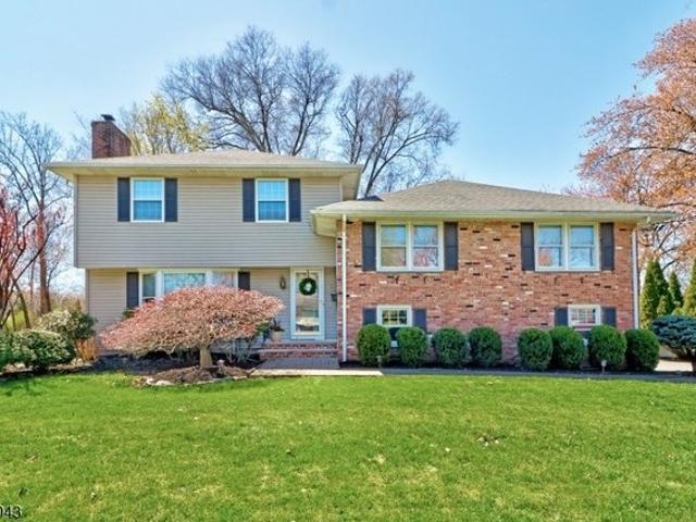 House for sale in Florham Park, New Jersey