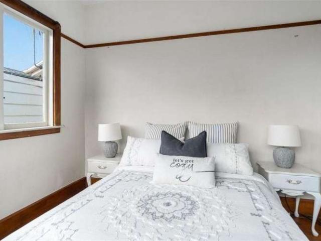 House for rent in Chaslands, Canterbury