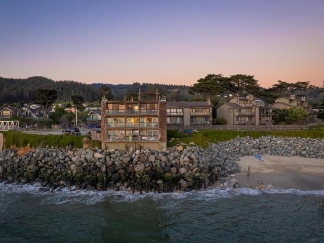 Condo for sale in San Mateo, California