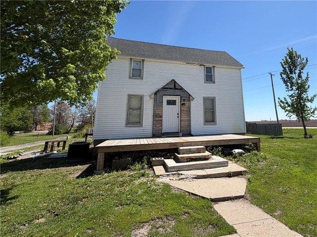 House for sale in Douglas, Illinois