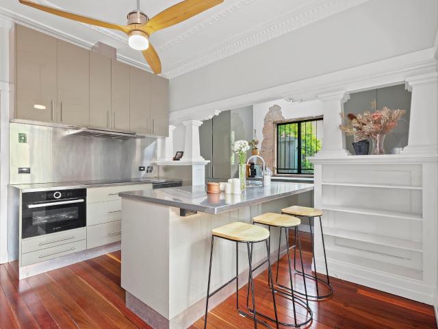 Apartment for rent in Toombul, Queensland