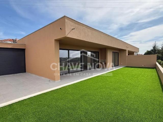 Casa venda em Escapães, Santa Maria da Feira
