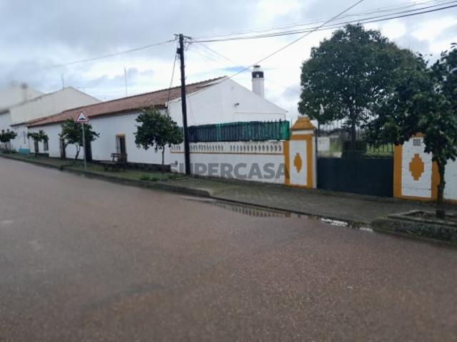 Casa venda em Capelins (Santo António), Évora