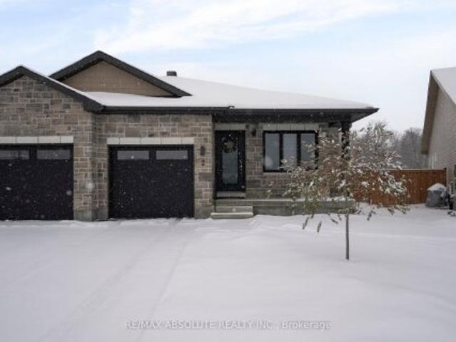 Property for sale in Renfrew, Ontario
