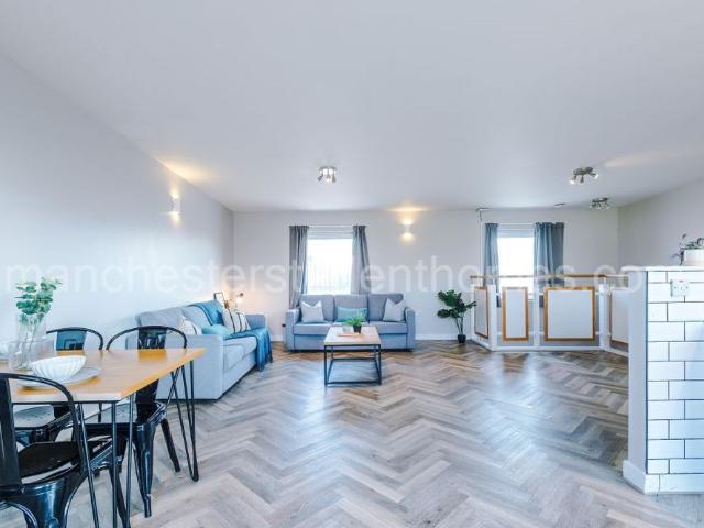 Room for rent in Georgia, Greater Manchester