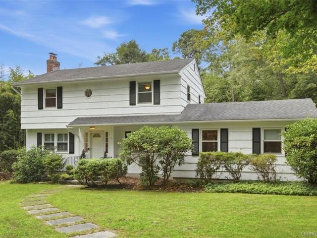 House for sale in Stony Brook, Town of Brookhaven