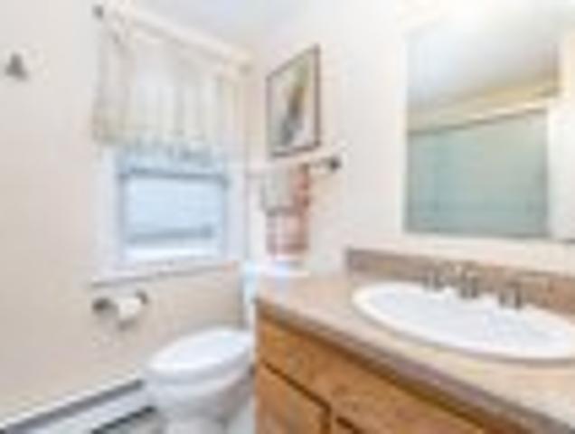 Condo for sale in Avon, Connecticut