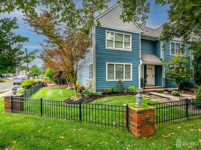 Townhouse for sale in Metuchen, New Jersey