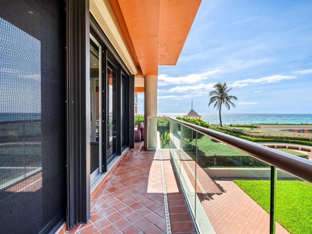 Condo for sale in Palm Beach, Florida