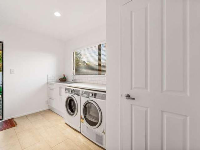 House for sale in Muriwai