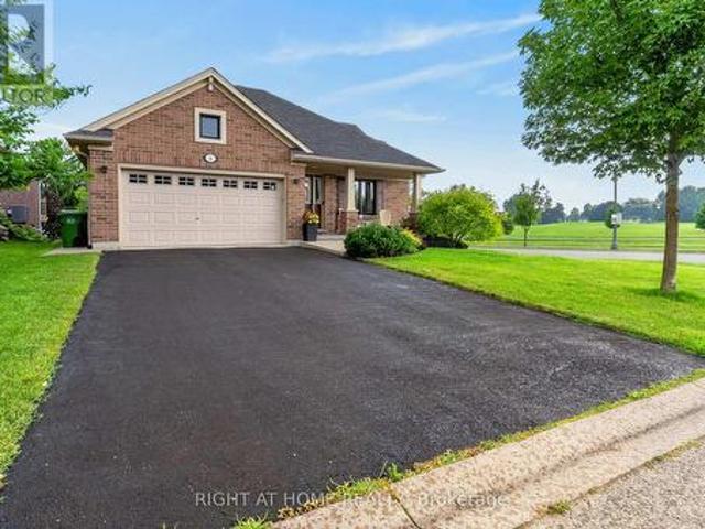 House for sale in St. Thomas, Ontario
